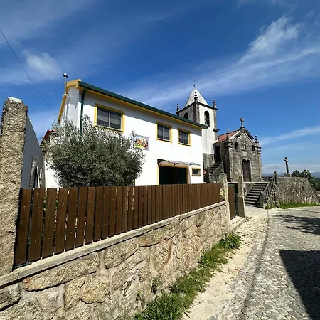 Nyaraló Casa Da Serra *